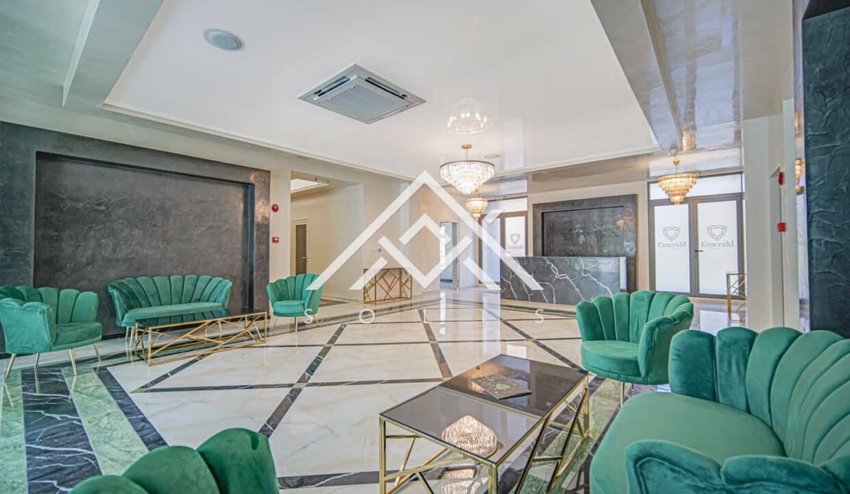 Исключительный жилой комплексEmeraldApartments с классической архитектурой, идеальным расположением и безопасной окружающей средой-4