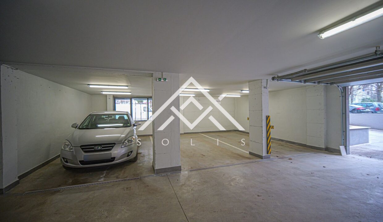 Maisonette with plenty of light and large terraces for sale in g.k. Dianabad-3