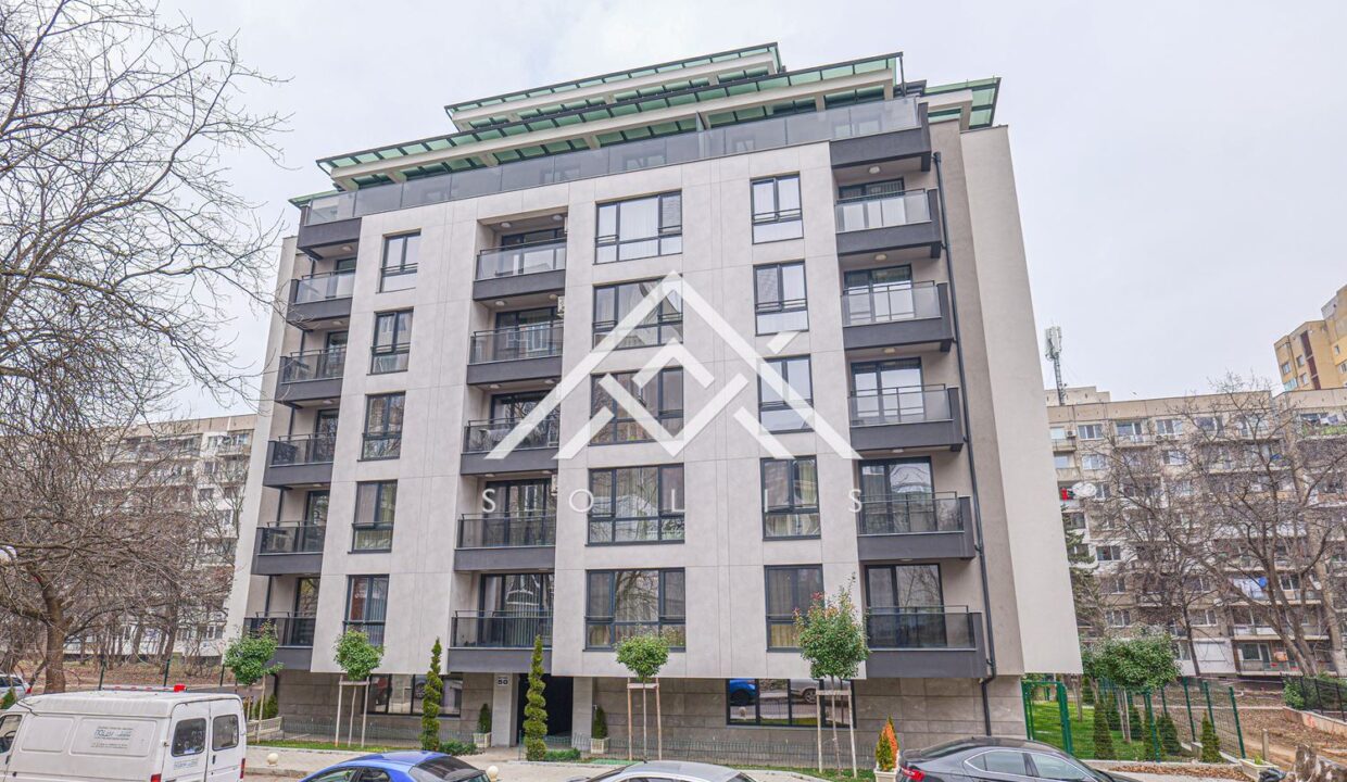 Maisonette with plenty of light and large terraces for sale in g.k. Dianabad-0