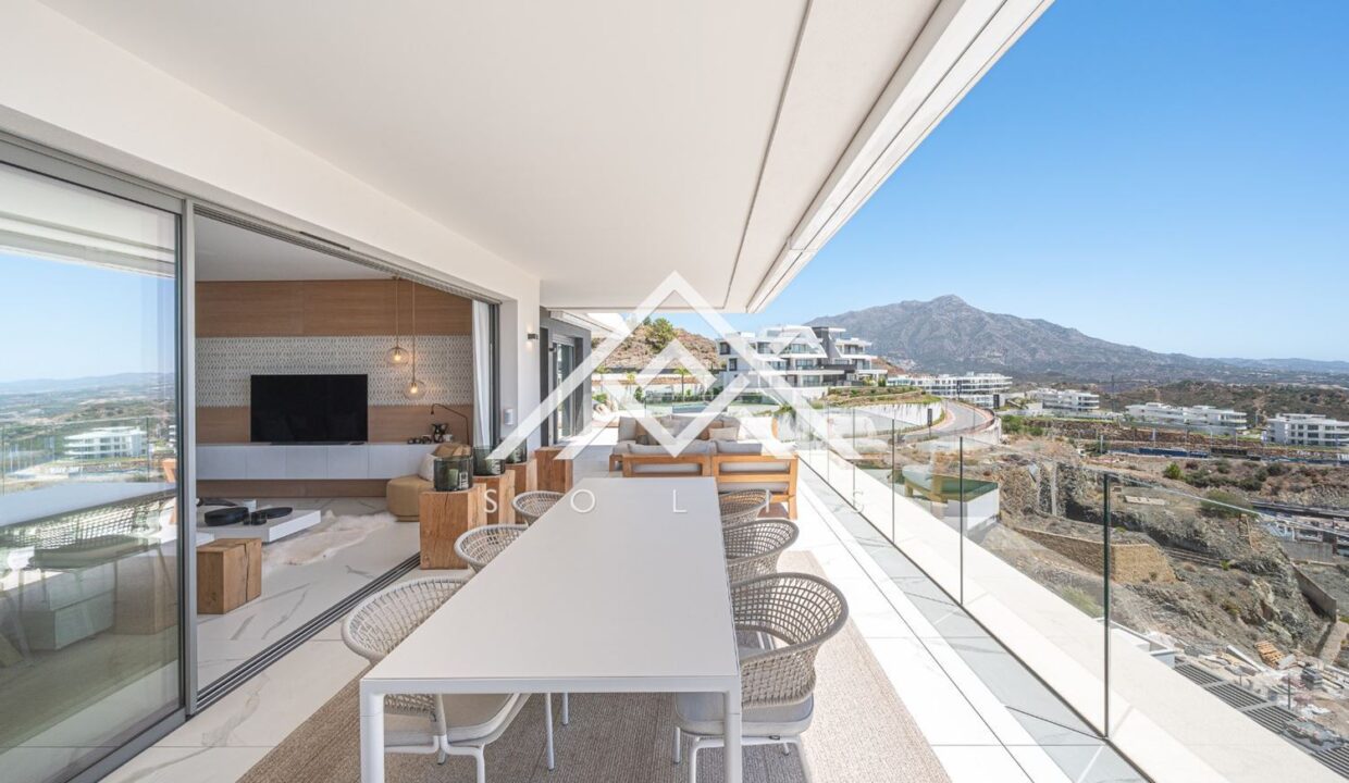 Роскошные апартаменты с тремя спальнями в Бенахависе-3