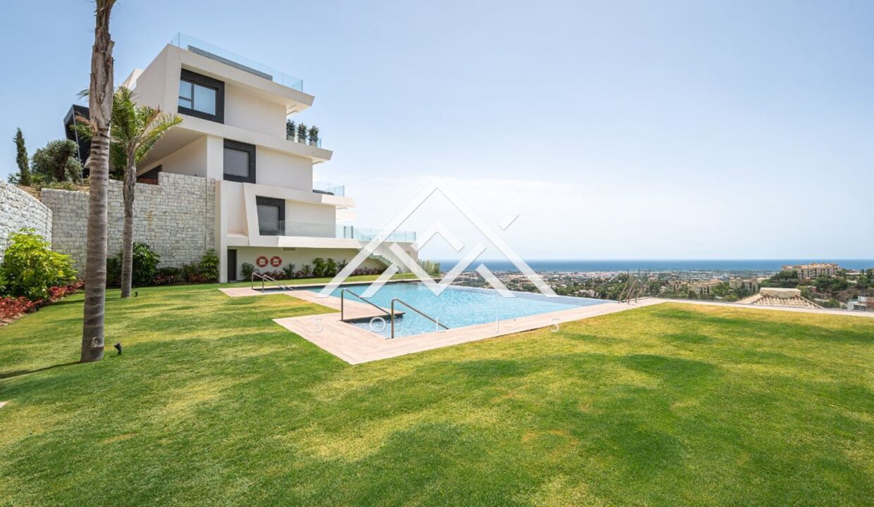 Роскошные апартаменты с тремя спальнями в Бенахависе-34