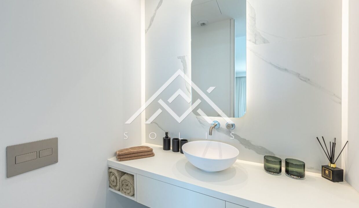 Роскошные апартаменты с тремя спальнями в Бенахависе-23