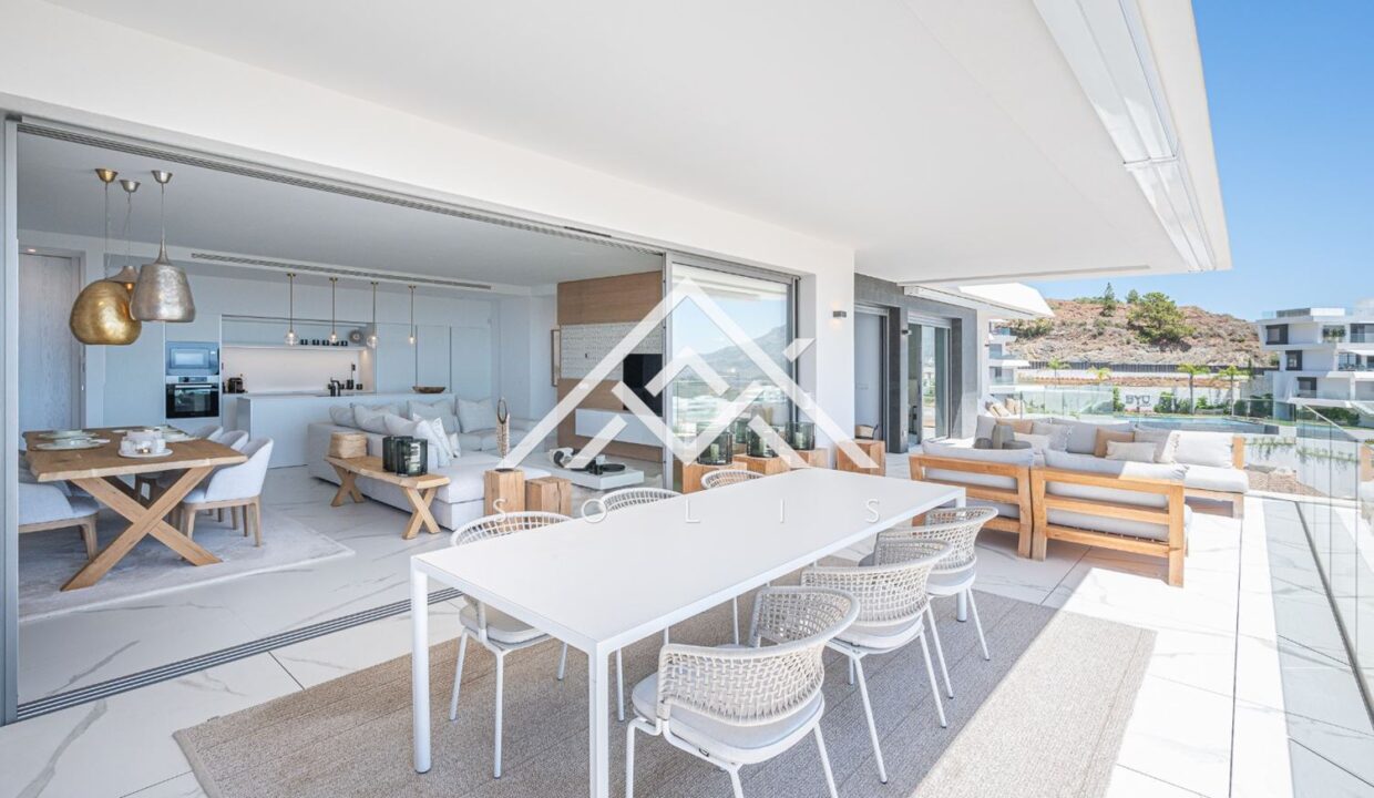 Роскошные апартаменты с тремя спальнями в Бенахависе-32