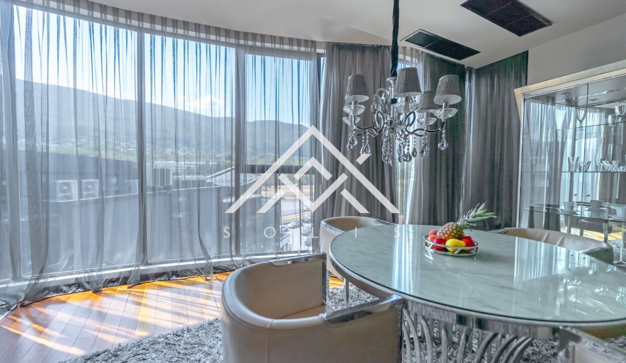 Обзаведен двустаен апартамент за продажба в нова луксозна сграда-1