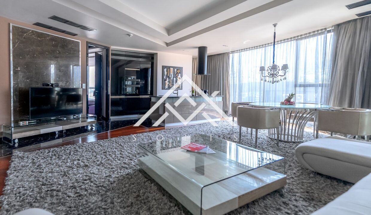 Обзаведен двустаен апартамент за продажба в нова луксозна сграда-4