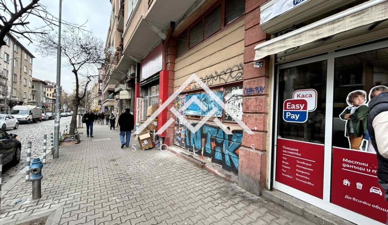 Магазин с лице на две улици под наем в кв. Яворов-3