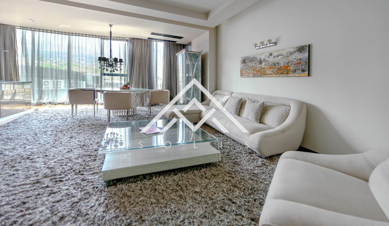 Обзаведен двустаен апартамент за продажба в нова луксозна сграда-2