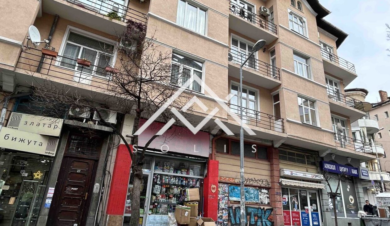 Магазин с лице на две улици под наем в кв. Яворов-2