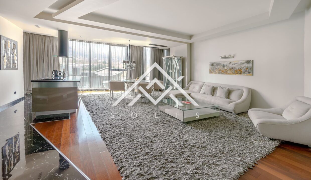 Обзаведен двустаен апартамент за продажба в нова луксозна сграда-0